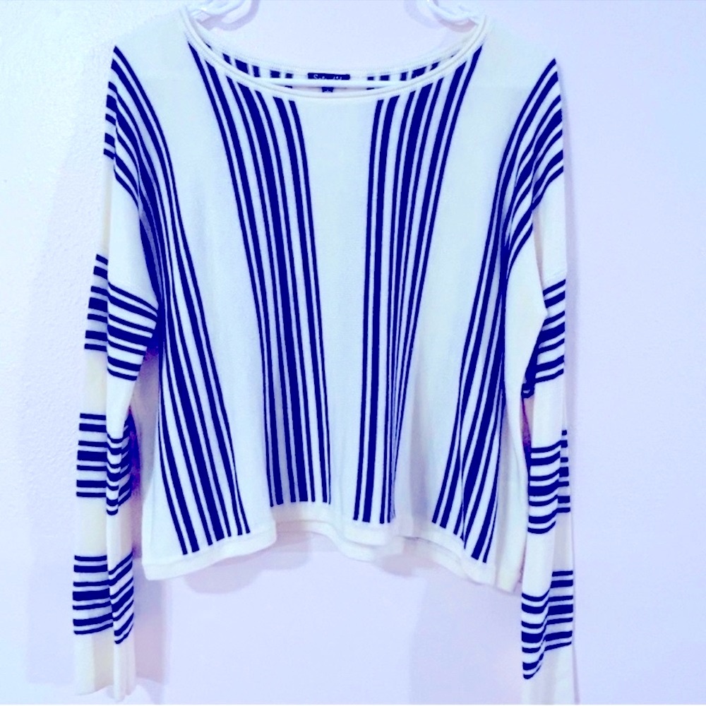 💕LIKE NEW💕 Splendid Slightly Cropped Sweater Sz XS